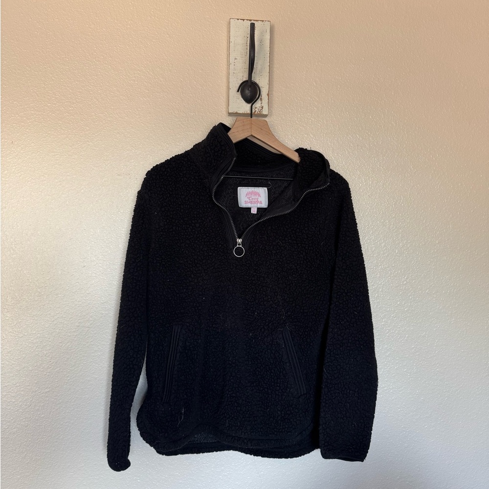 COZY SHERPA • Black Fleece Sherpa Oversized Pullover